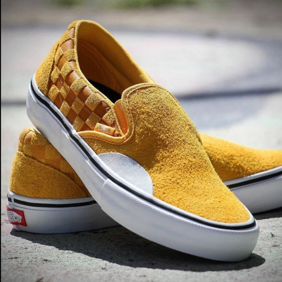 banana yellow vans